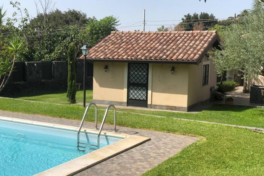 Casa Di Paco A Nicolosi Mascalucia Exterior foto